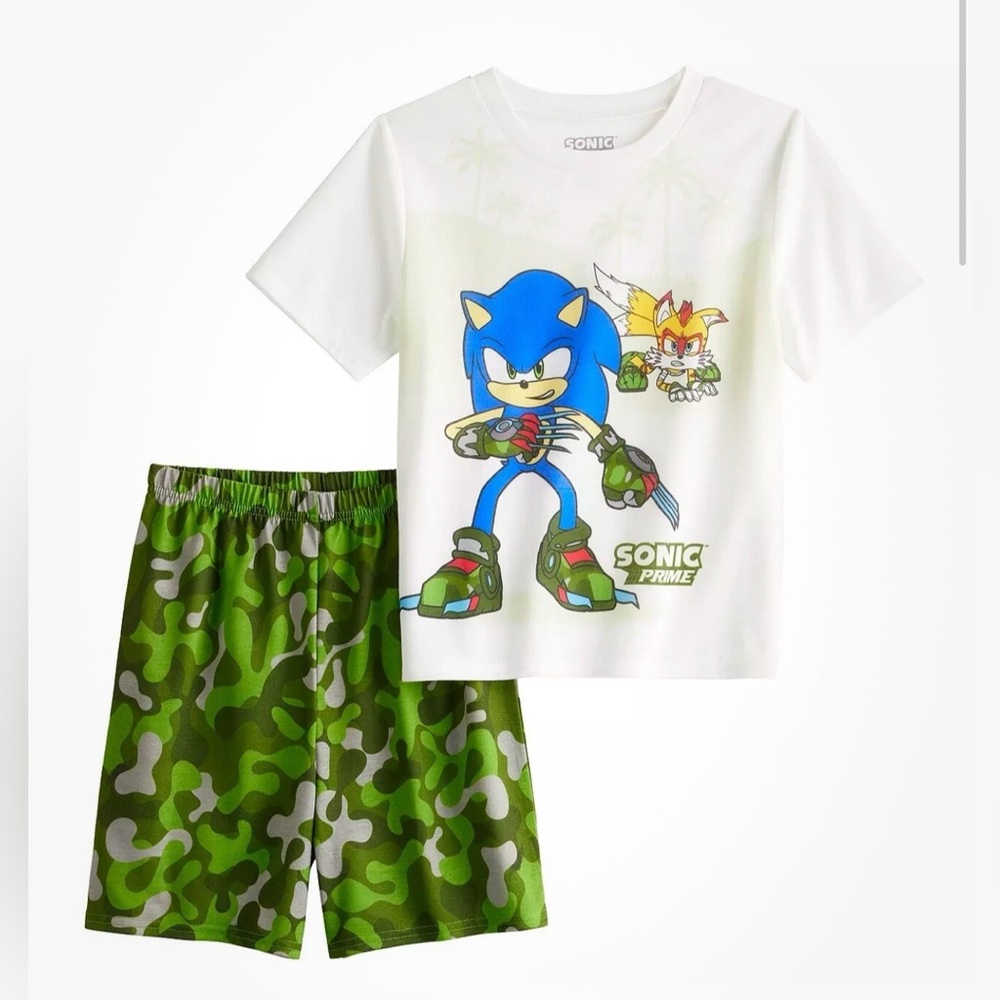 Sonic The Hedgehog Sonic Prime Pajamas T-Shirt and Camo Shorts Set
